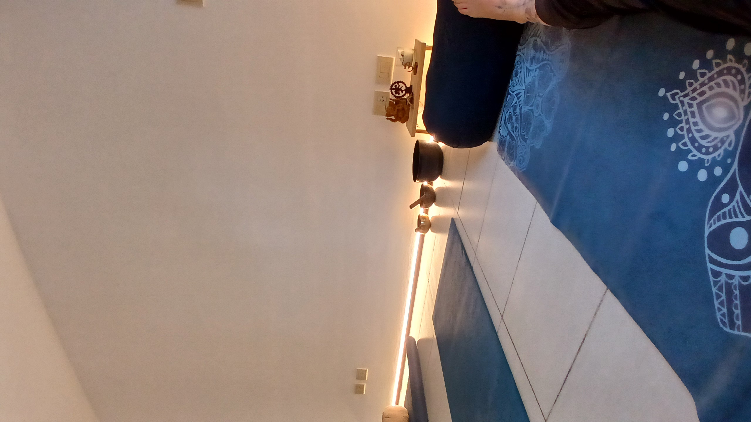 Sector de descanso y detalles decorativos de Cauce Yoga en Villa Devoto